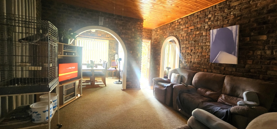 3 Bedroom Property for Sale in Hopefield Western Cape